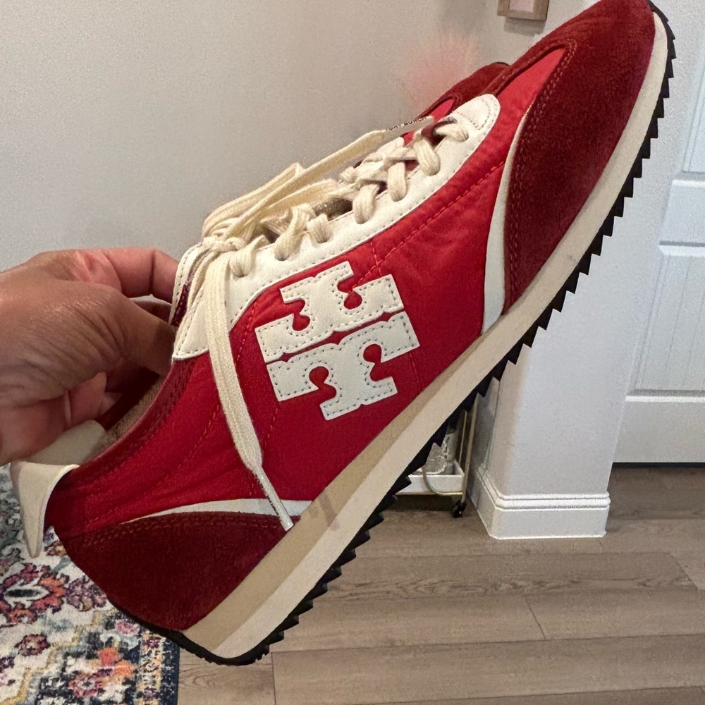 EUC Tory Burch Vintage Sneakers - Red/White - Size 9
